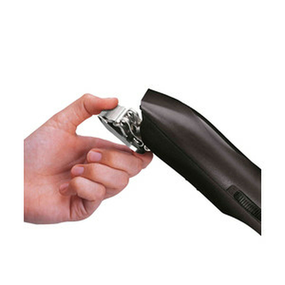 V4H3DD33E7BED16D57232040861EE96EC82R5566714P3