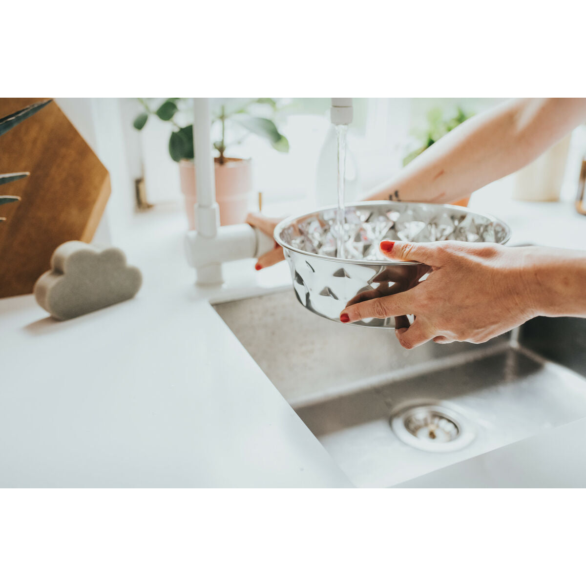 V5H64879337EE2D2F1053A58DA6C4BBB77CR4438199P7